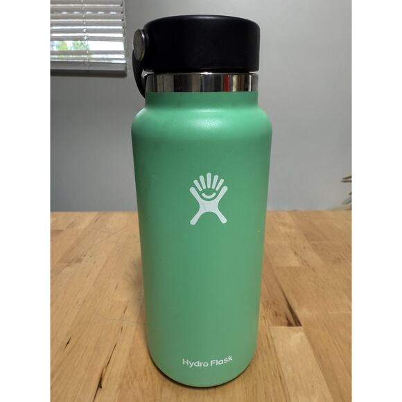 Hydro Flask Wide Mouth 32oz. Bottle with Handle Spearmint EUC - Picture 1 of 3